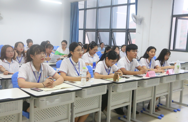 大学学校组织面试会问什么（大学组织面试常见问题及回答技巧） 初中层管理知识 第3张